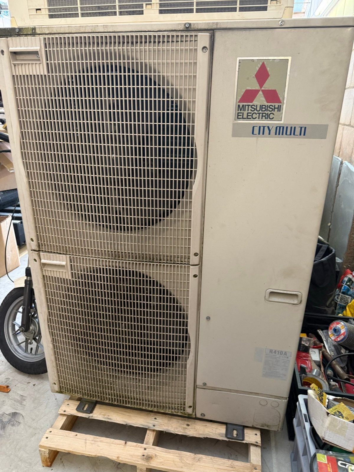 Mitsubishi Pumy-p125 Airco Set: 4 Nieuwe Binnendelen + Gebru, Gebruikt, Ophalen of Verzenden, Koelen en Ontvochtigen, 100 m³ of groter
