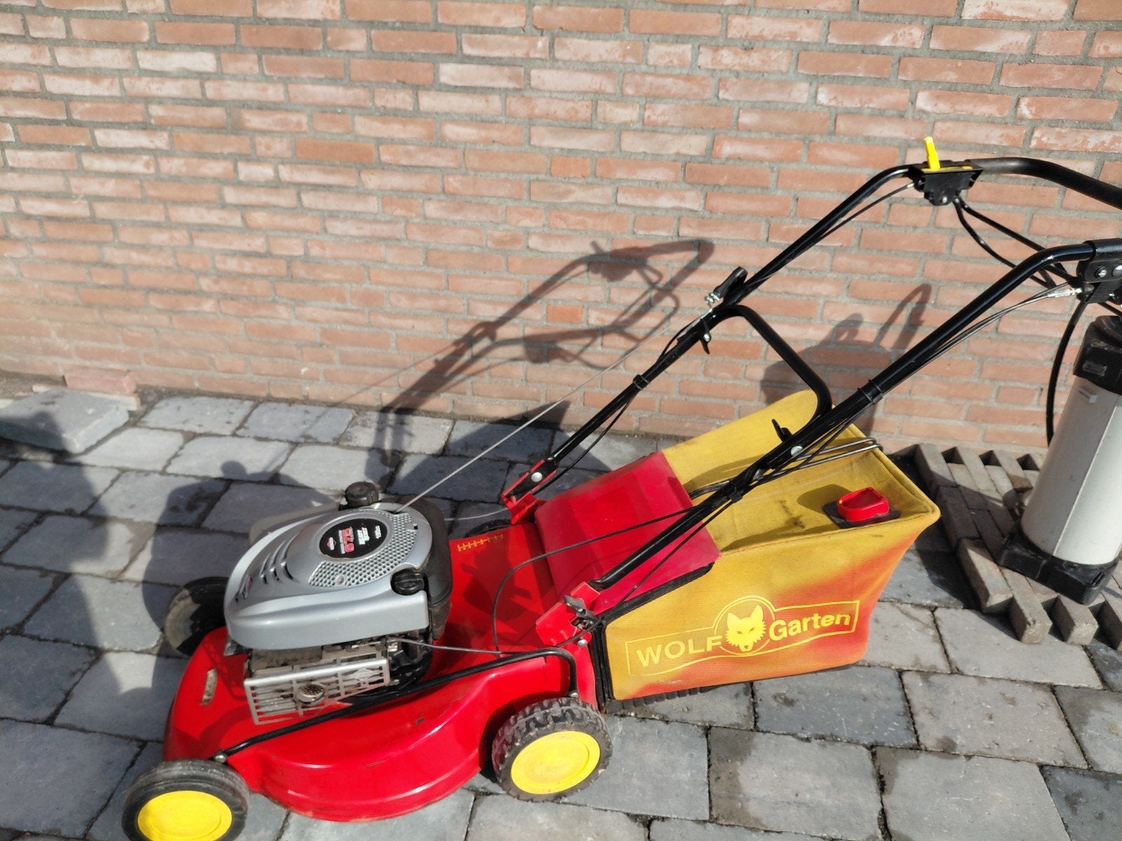 Wolf-Garten Benzine Grasmaaier met Briggs & Stratton Motor, Ophalen, Cirkelmaaier, Versnellingen, Benzine-grasmaaier