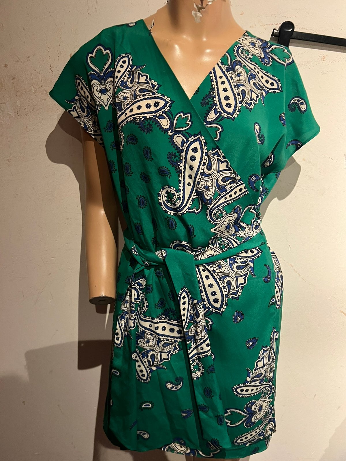 ZARA overslag jurk maat L zgan, F, Zara, Maat 42/44 (L), Ophalen of Verzenden