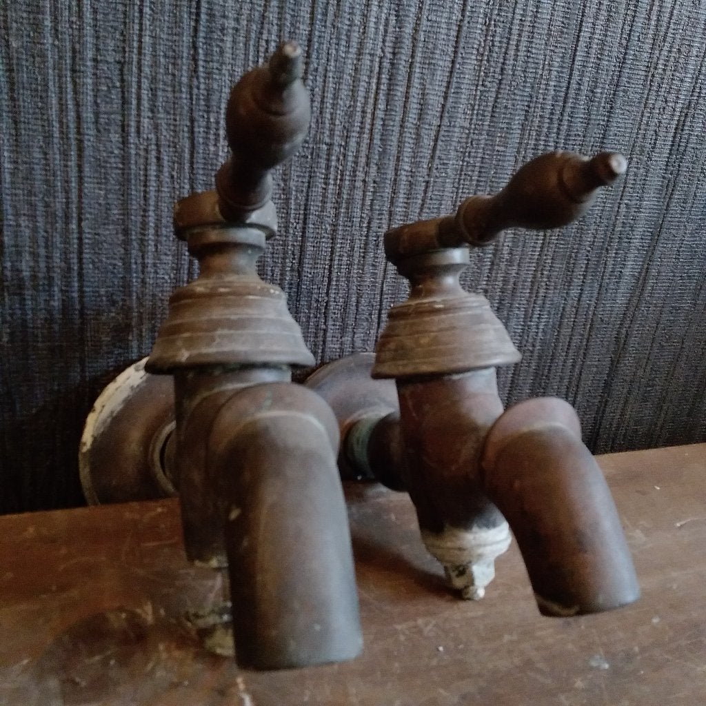Oude koperen kranen. Prijs is per stuk, Antiek en Kunst, Antiek | Koper en Brons, Verzenden, Koper