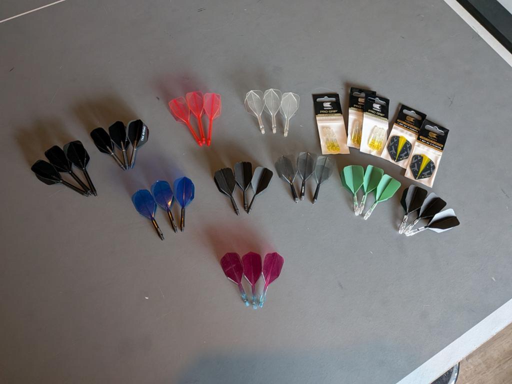 Diverse flights gebruikt & nieuw, Sport en Fitness, Darts, Ophalen of Verzenden, Flights