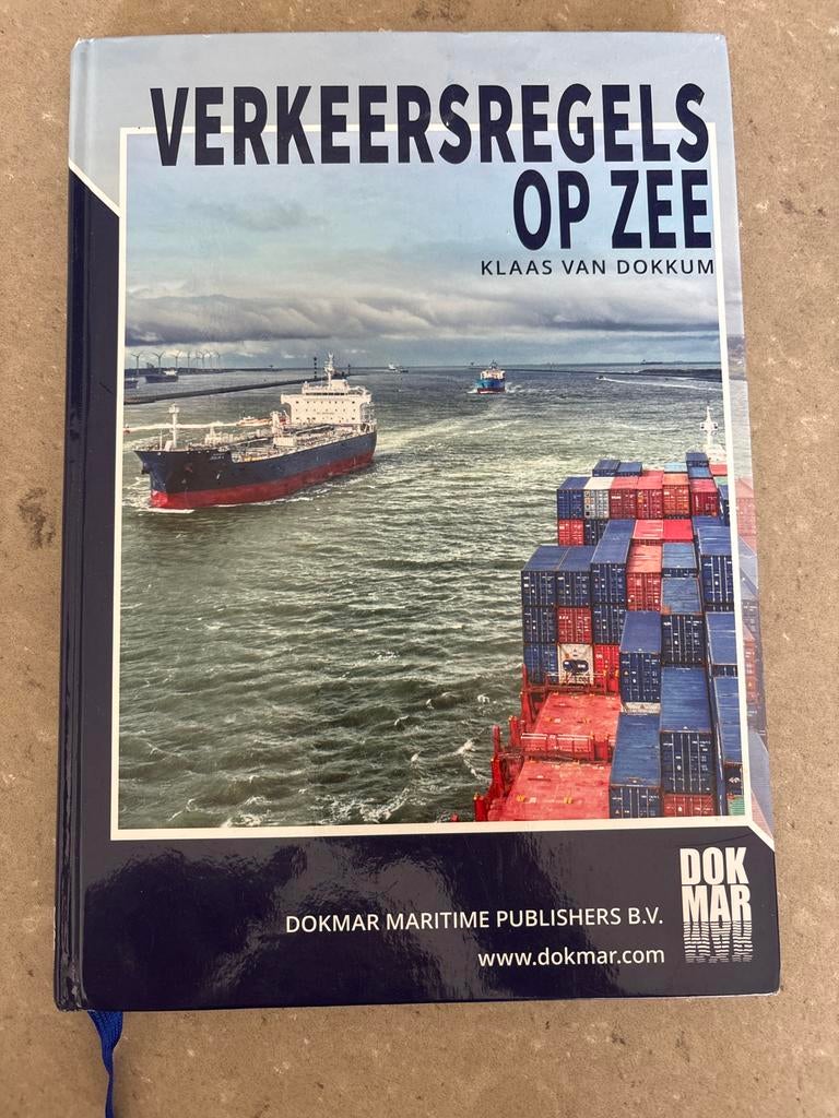 Klaas van Dokkum - Verkeersregels op zee, Boeken, Klaas van Dokkum, Ophalen of Verzenden, Zo goed als nieuw, Nederlands