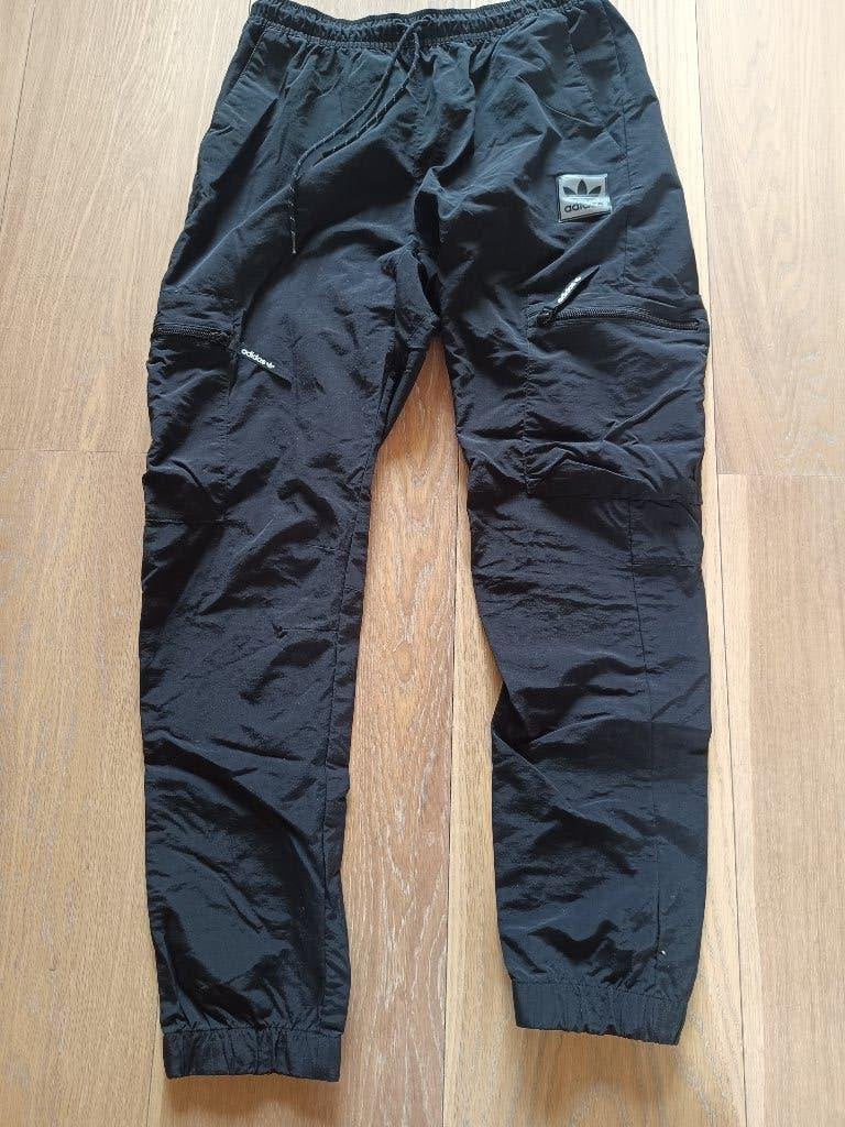 Adidas vintage broek zwart maat M, Maat 48/50 (M), Zwart, Ophalen of Verzenden, Zo goed als nieuw