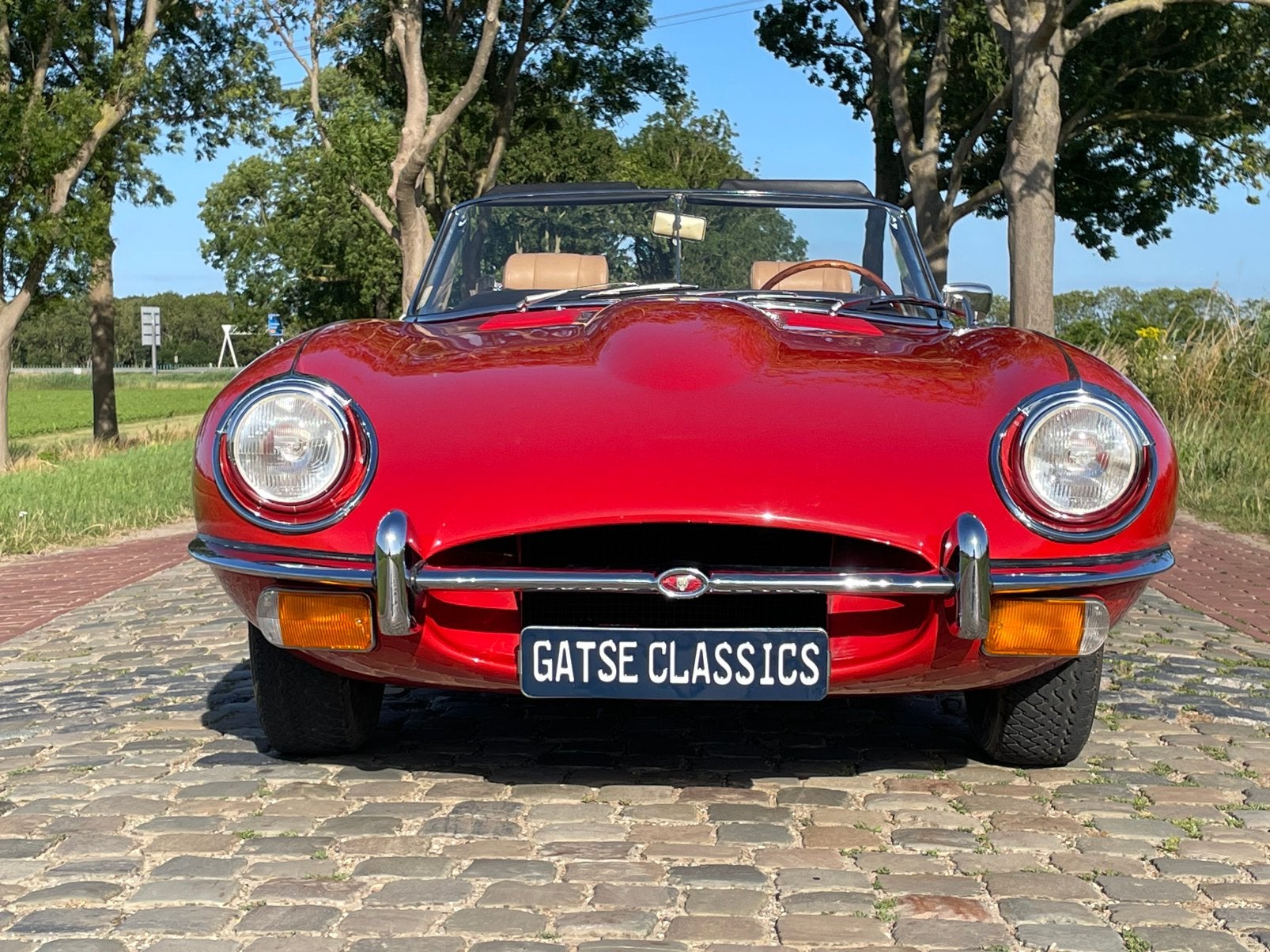 Jaguar etype cabriolet 4.2 1969, Achterwielaandrijving, Zwart, Cabriolet, Beige