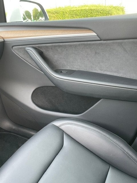 Foto 8 van Tesla Model Y Performance AWD 2024 534 pk btw-auto