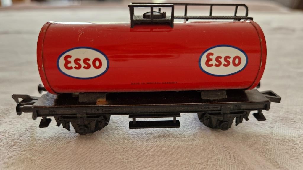 Fleischmann Esso tankwagon - Voor de liefhebber, Gebruikt, Gelijkstroom, Verzenden, Fleischmann
