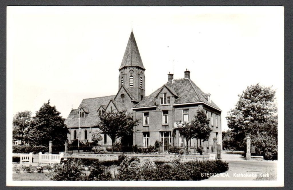Oude Ansicht - STEGGERDA Katholieke Kerk Frl., Ophalen of Verzenden, 1940 tot 1960, Ongelopen, Friesland