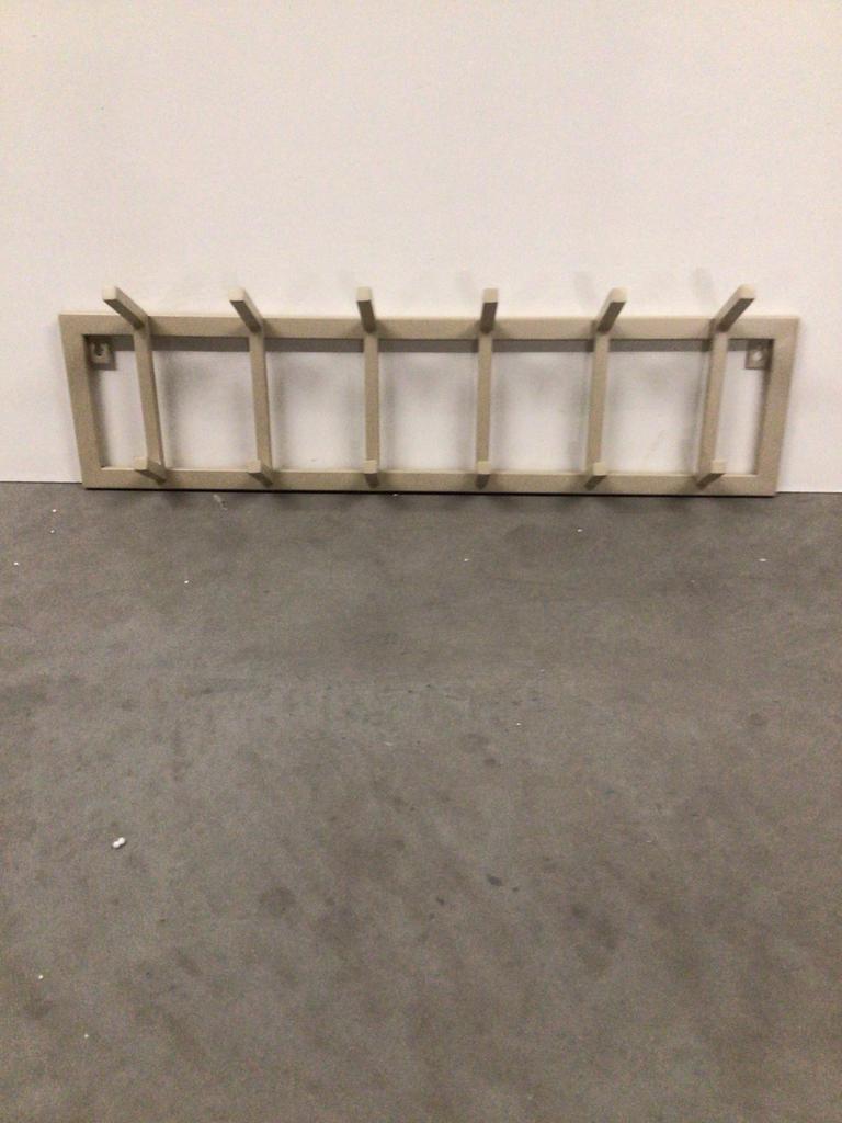 Metalen wandkapstok met 6 haken, Ophalen
