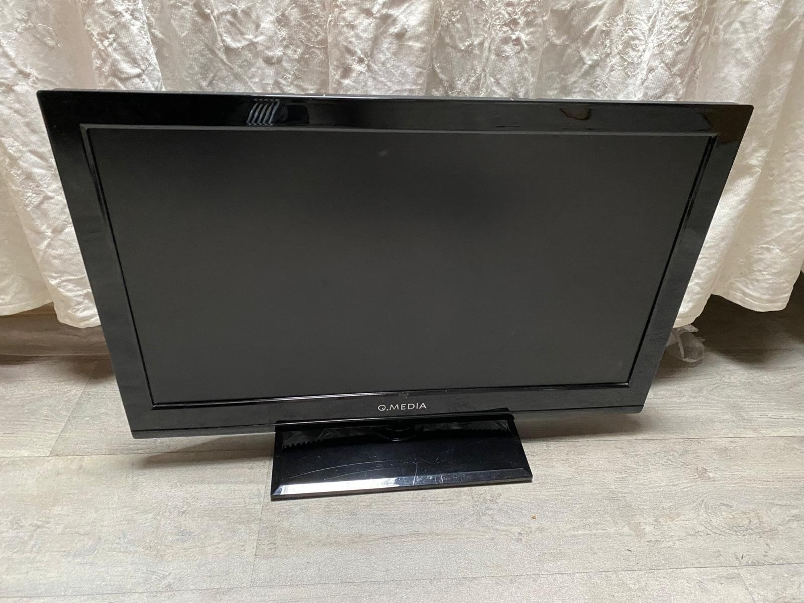Q.MEDIA 23.6" LED TV - Gebruikt, 50 Hz, HD Ready (720p), 40 tot 60 cm, Ophalen