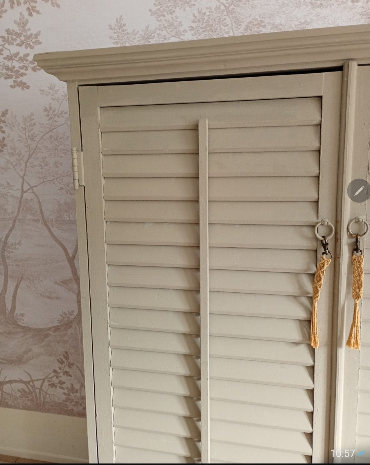 Foto 8 van TV-kast met louvredeuren en opbergruimte riviera maison
