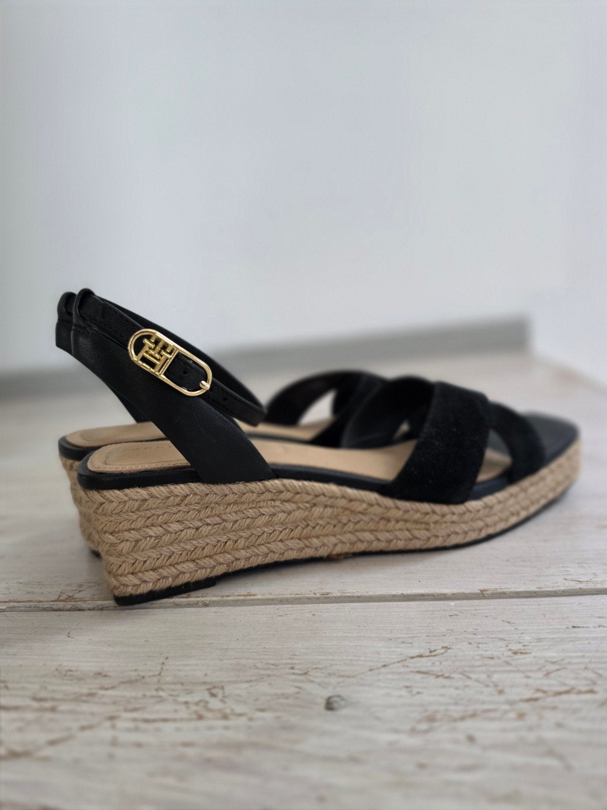Tommy Hilfiger sandalen maat 39, Zwart, Zo goed als nieuw, Tommy Hilfiger, Sandalen of Muiltjes
