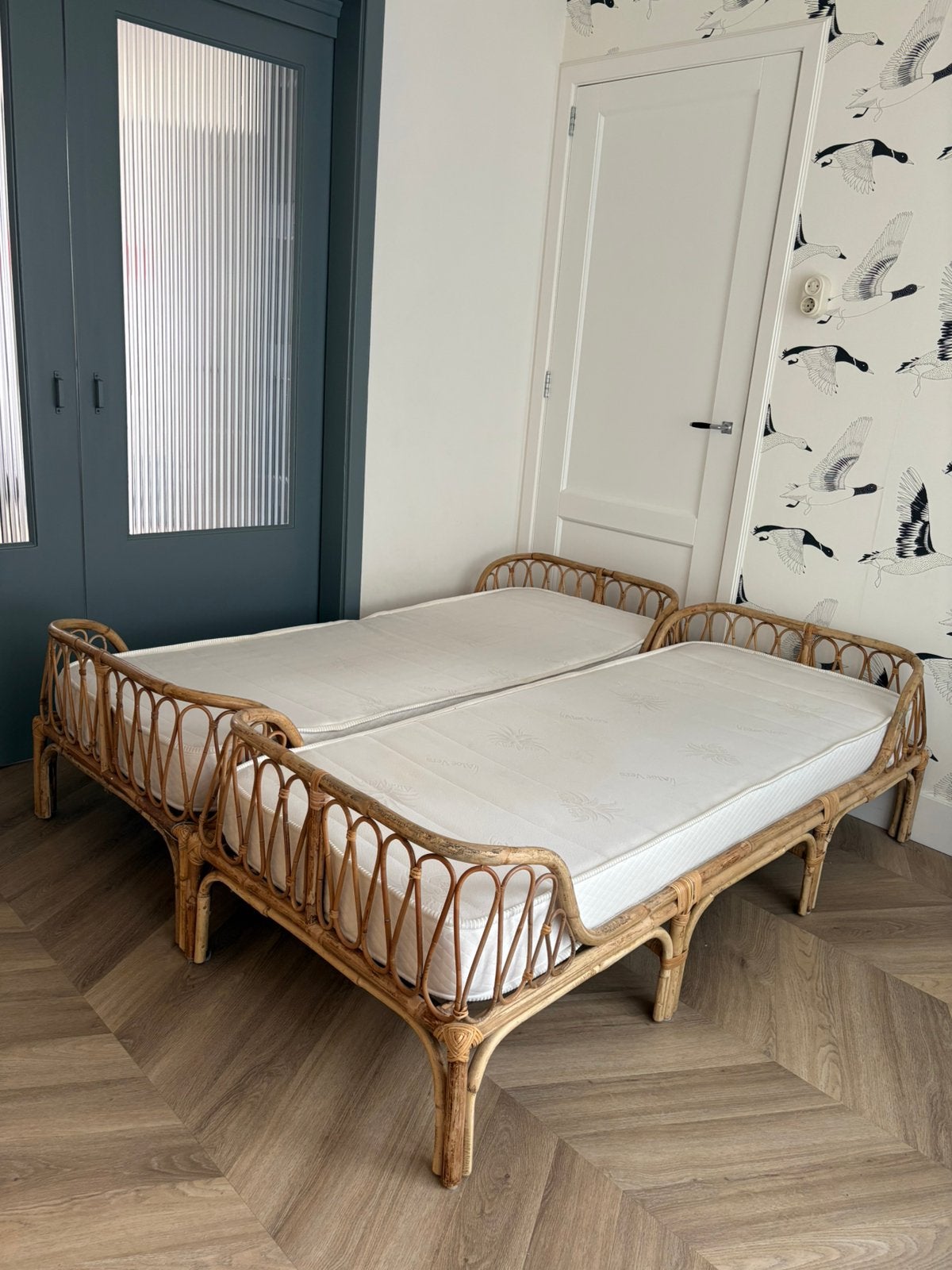 Rotan bed, kinderbed, daybed, bed, eenpersoonsbed, Ophalen, Gebruikt, Eenpersoons, 190 cm of minder
