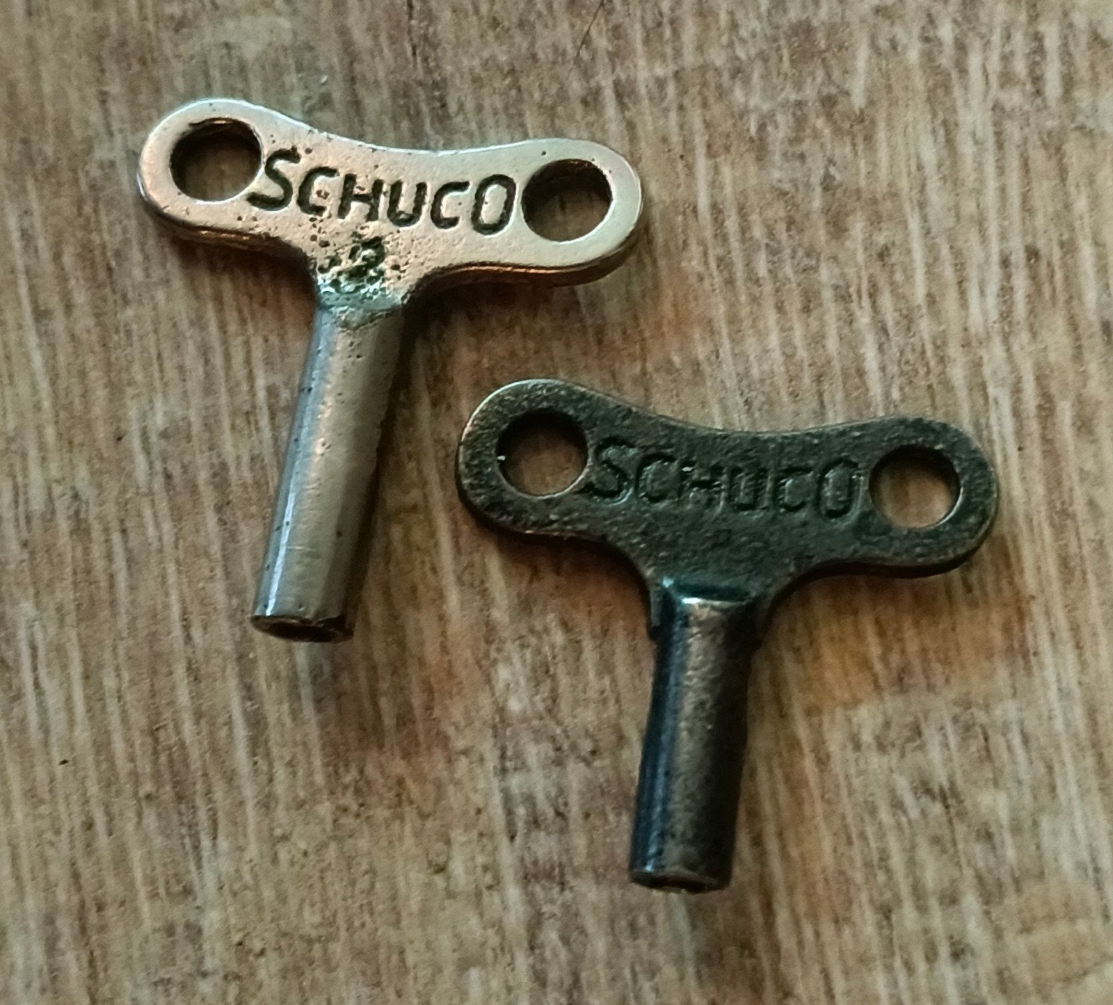 Set van 2 vintage Schuco opwindsleutels voor speelgoed, Ophalen of Verzenden