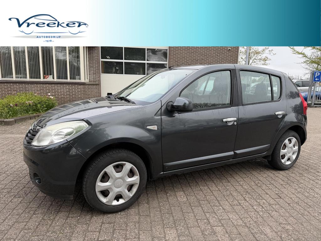 Dacia Sandero 1.2 Lauréate Airco l nieuwe apk, Voorwielaandrijving, Euro 5, Stof, Gebruikt