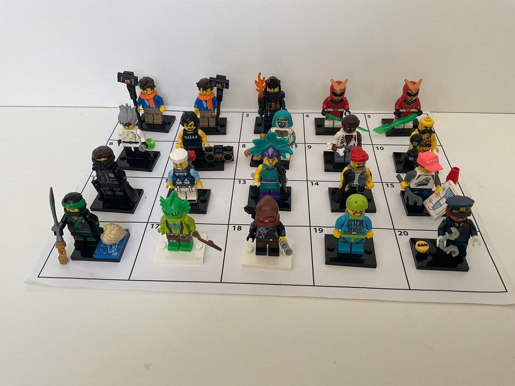 Lego minifigures (A), Lego, Compleet, Ophalen of Verzenden, Zo goed als nieuw