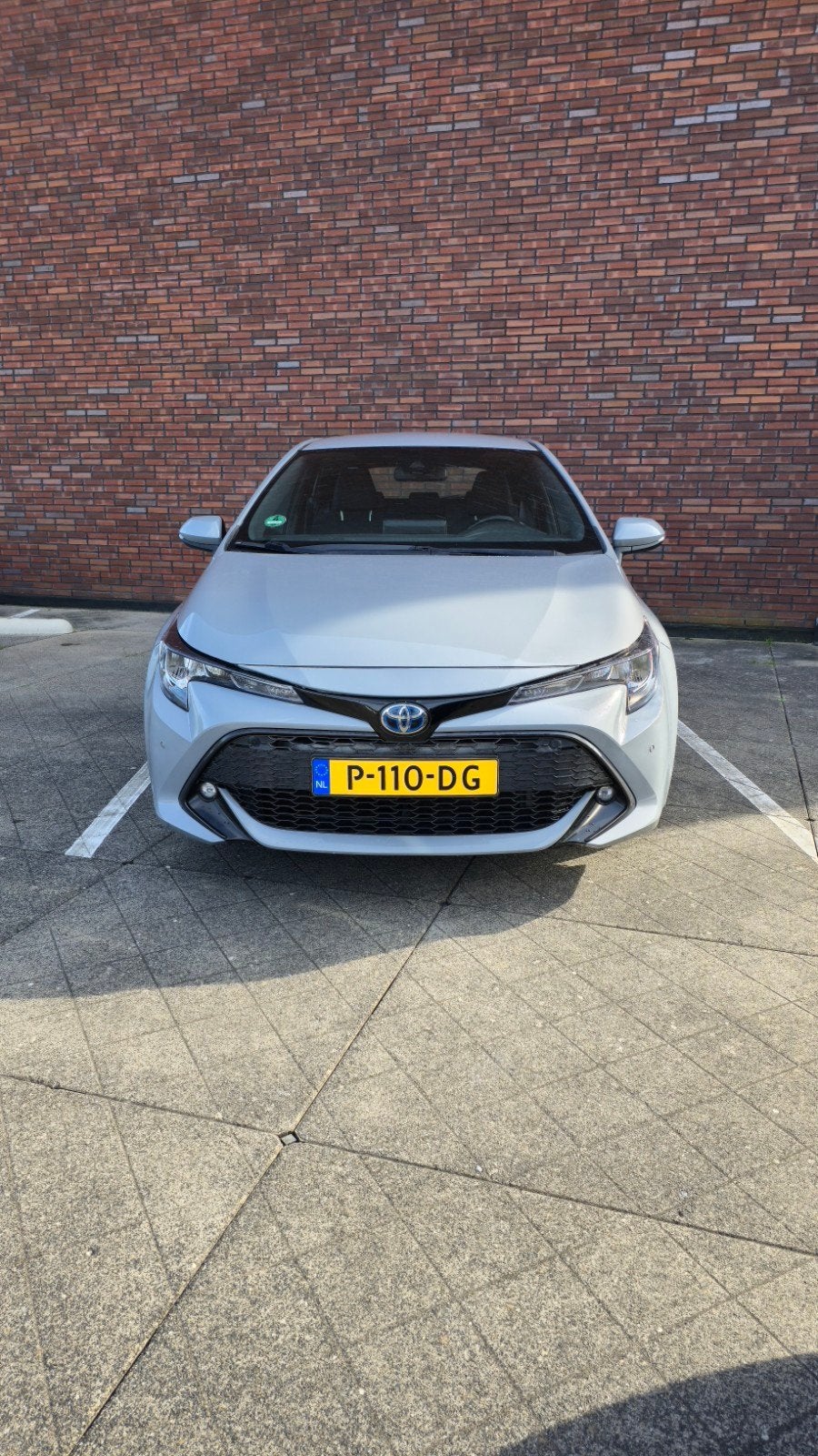 Foto 2 van ​Toyota Corolla 1.8 Hybrid (2019) | Automaat | CarPlay