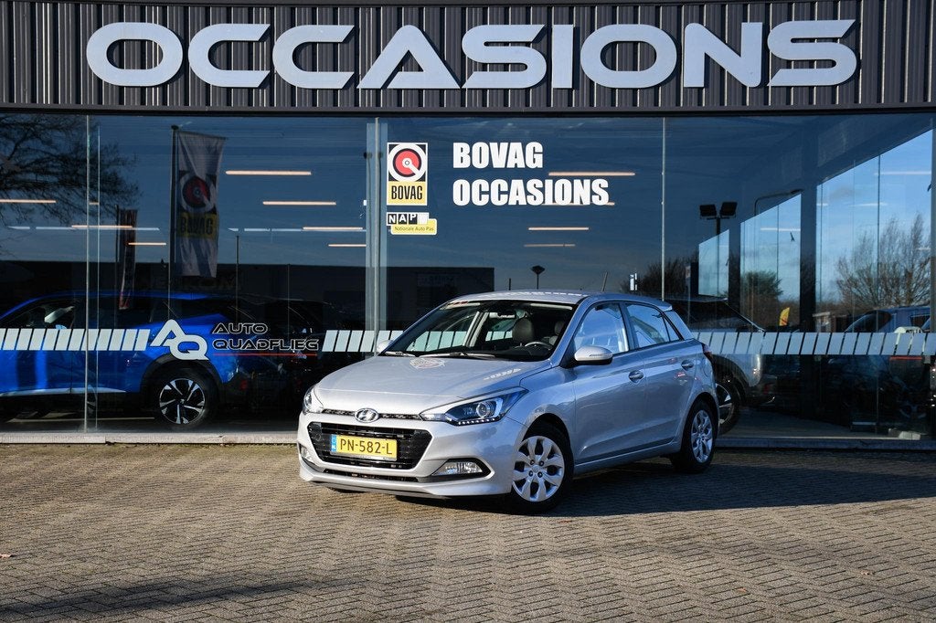 Hyundai i20 1.0 T-GDI Comfort NAVIGATIE/ CRUISE CONTROL/ DAB, Voorwielaandrijving, 12 maanden, Euro 6, 23 km/l