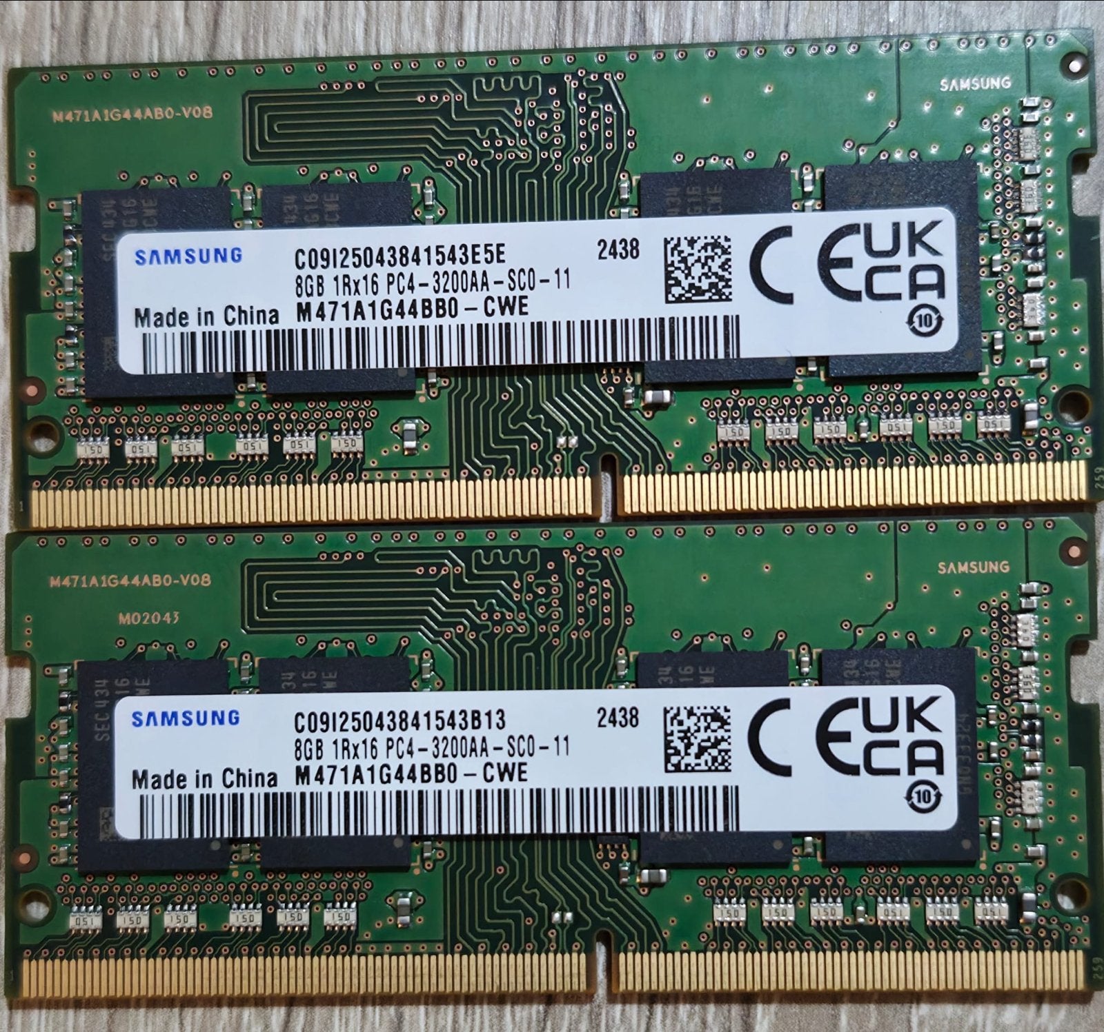 2x Samsung 8GB DDR4 RAM PC4-3200AA Laptop Geheugen, Computers en Software, RAM geheugen, DDR4, 8 GB, Ophalen of Verzenden, Zo goed als nieuw