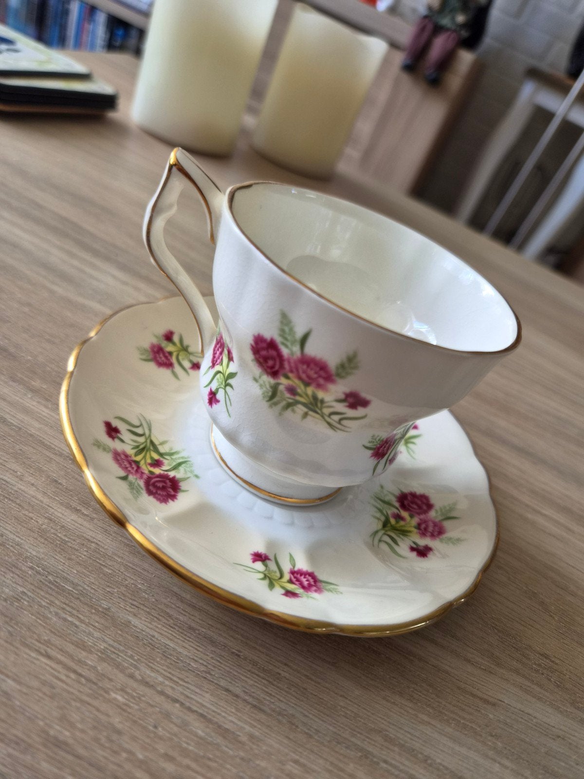 Royal Windsor Fine Bone China (England), Ophalen, Zo goed als nieuw, Porselein, Kop en/of schotel