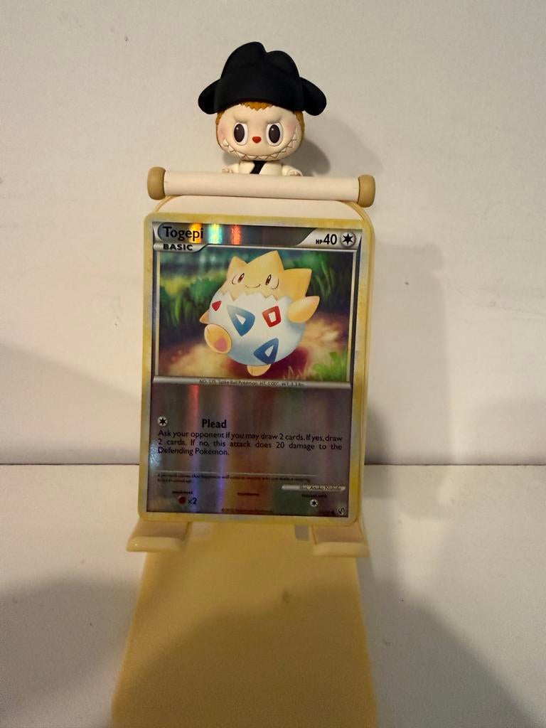 Togepi Basic Pokémon Kaart - Foil, Ophalen of Verzenden, Zo goed als nieuw, Losse kaart, Foil