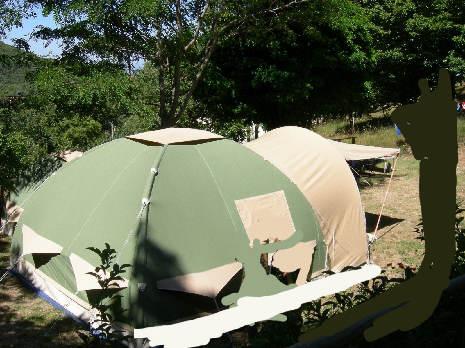Grote Karsten tent 350 met koppeltent 220, Ophalen