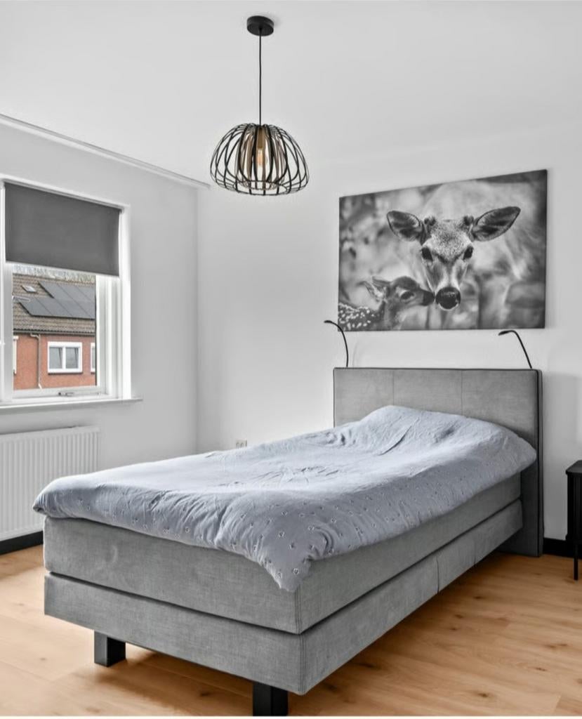 Elektrisch boxspringbed 120 breed met verlichting, Ophalen, Zo goed als nieuw, Twijfelaar, 120 cm