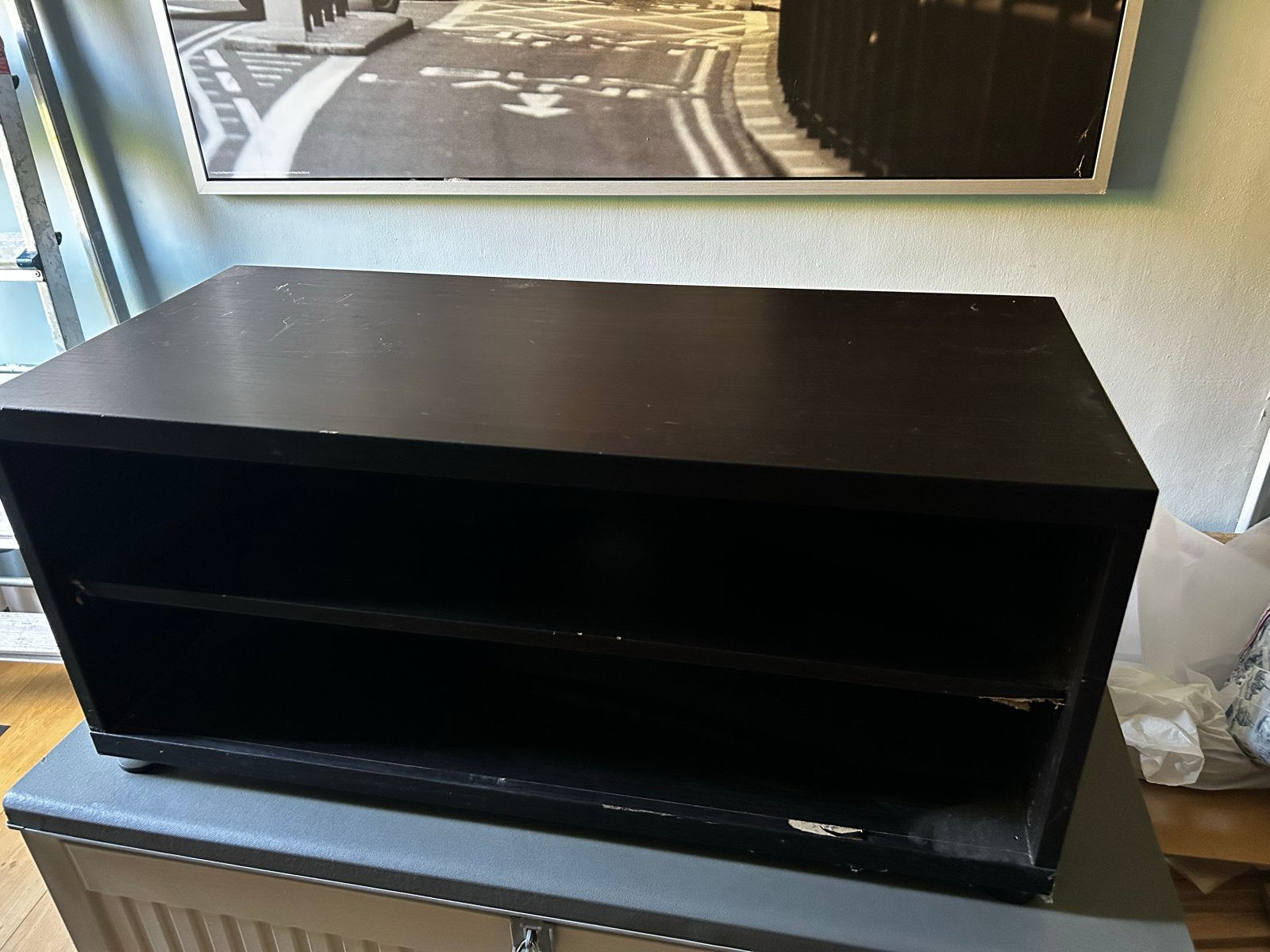 Zwart houten kastje met twee vakken, Ophalen, Gebruikt, 100 tot 150 cm, Minder dan 100 cm