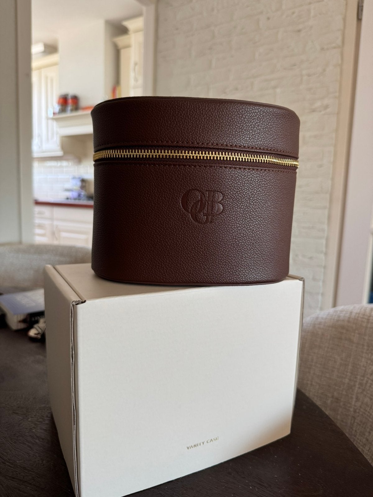Olcay gulsen beauty vanity case chocolate brown, Ogen, Bruin, Nieuw, Ophalen of Verzenden