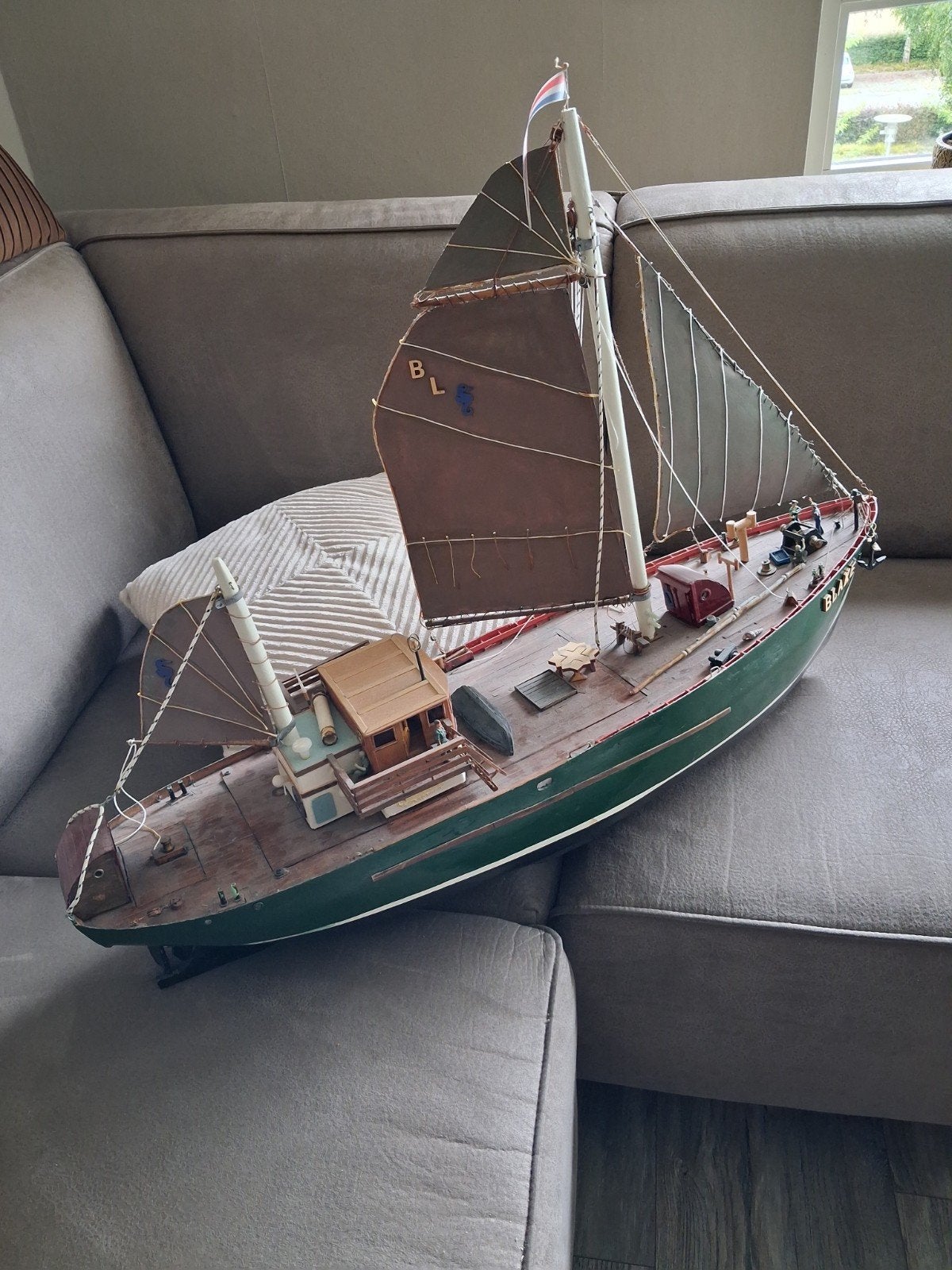 Gedetailleerd Scheepsmodel 'Blake' met 12V Motor en Roer, Ophalen, Gebruikt, 1:32 tot 1:50, Overige merken