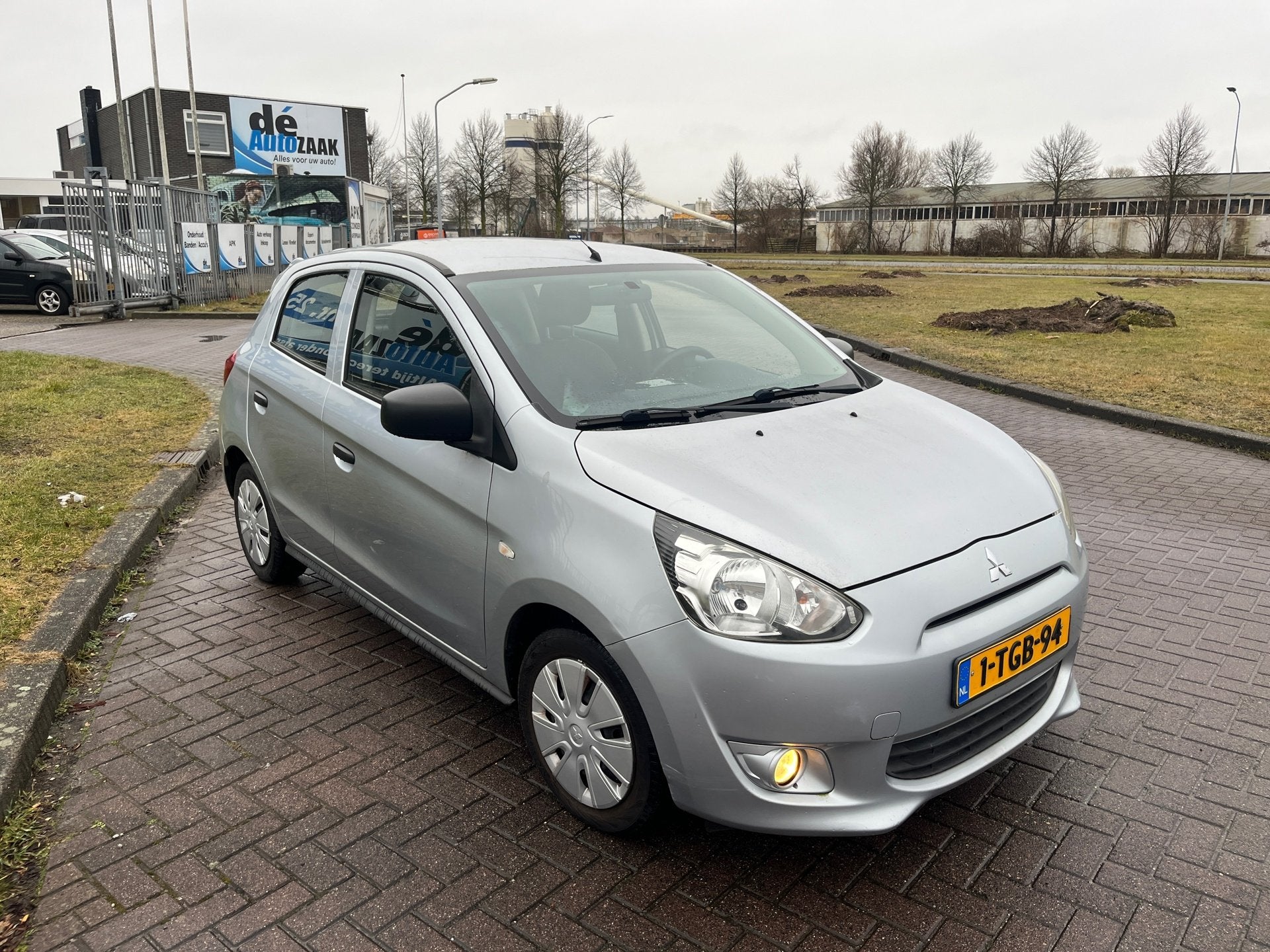 Mitsubishi Space Star 1.0 Inform Incl Nieuwe Keuring!, Voorwielaandrijving, Euro 5, Gebruikt, Origineel Nederlands