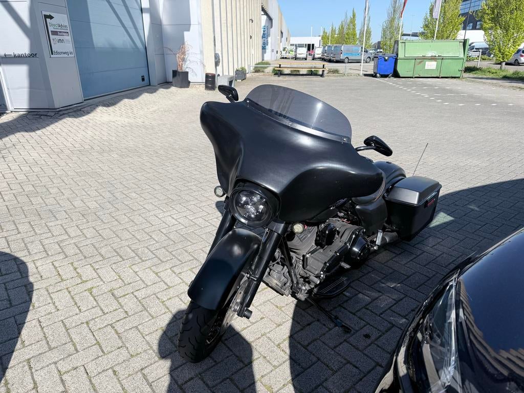 Harley-Davidson Street Glide Special topstaat Volledig Zwart, Motoren, 2 cilinders, Motorrijbewijs A, Meer dan 35 kW, Toermotor