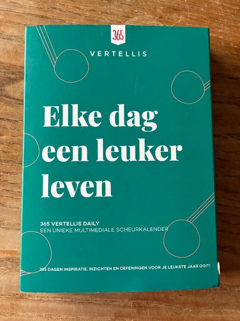 365 Vertellis - Daily Scheurkalender kalender - nieuw, Ophalen of Verzenden, Nieuw, Overige onderwerpen