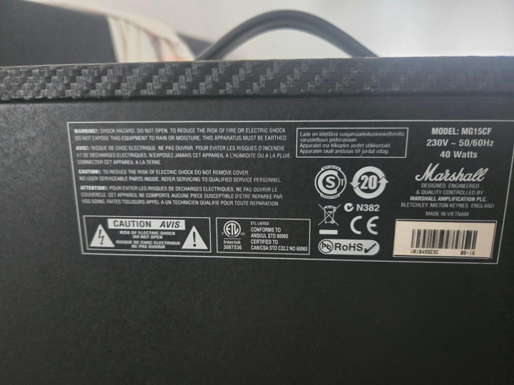 Mavery elektrische gitaar met Marshall MG15CF versterker, Muziek en Instrumenten, Snaarinstrumenten | Gitaren | Elektrisch, Overige merken