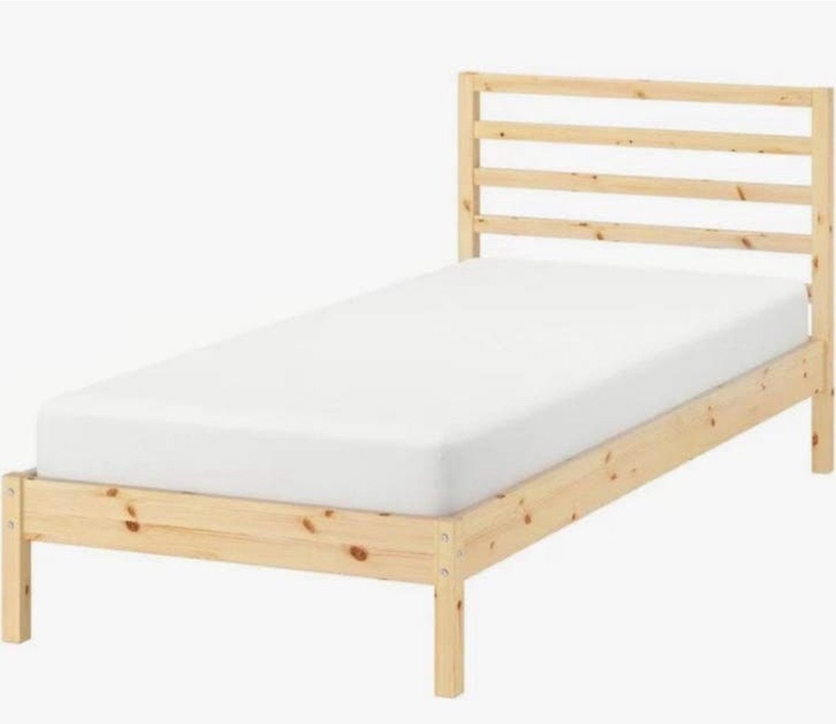 Eenpersoonsbed Tarva van Ikea met lattenbodem, Huis en Inrichting, Slaapkamer | Bedden, Ophalen, Gebruikt, 90 cm, 200 cm