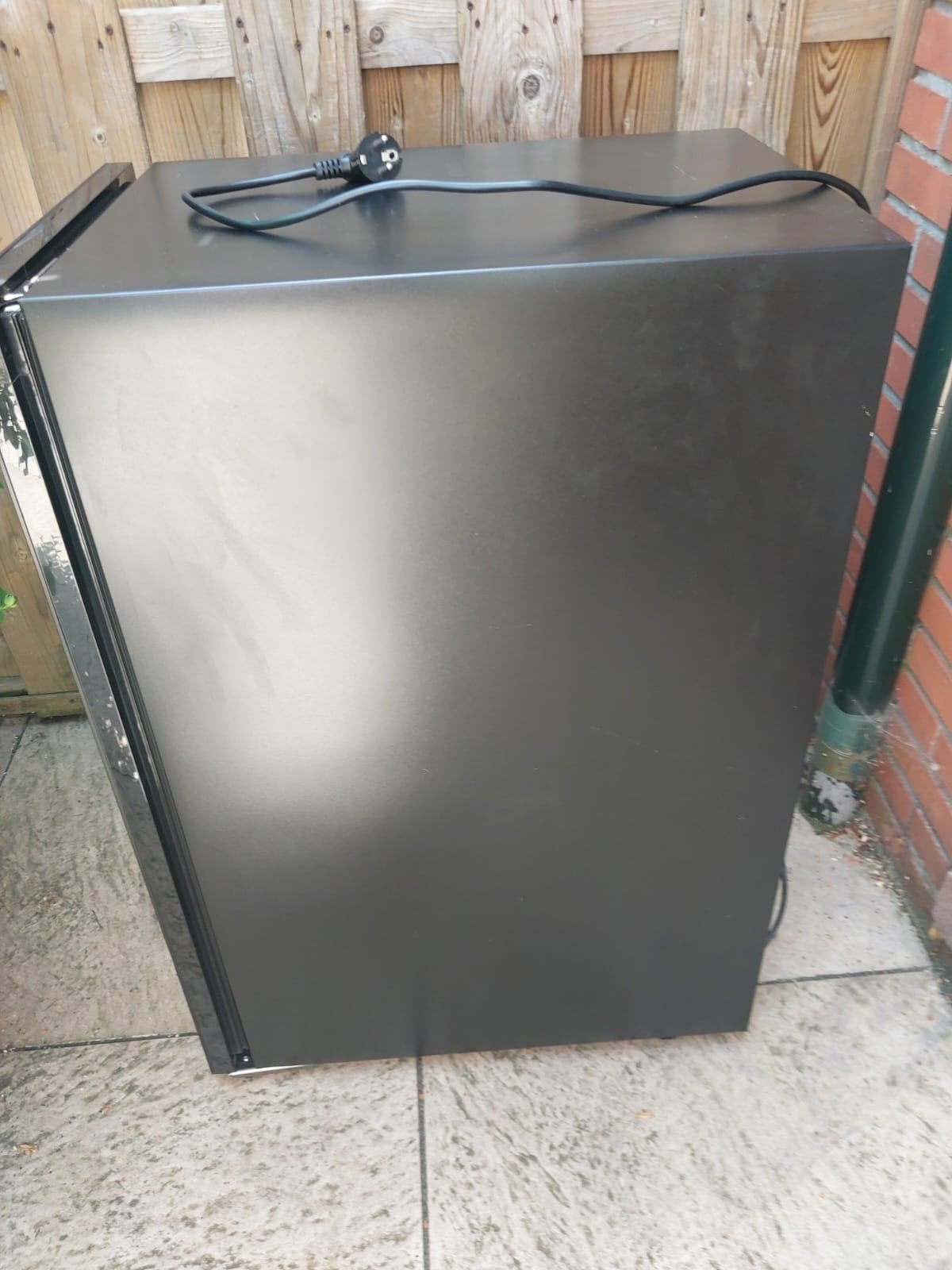 Wijnklimaatkast, ggmgastro, Ophalen, Zonder vriesvak, 100 tot 150 liter, Nieuw