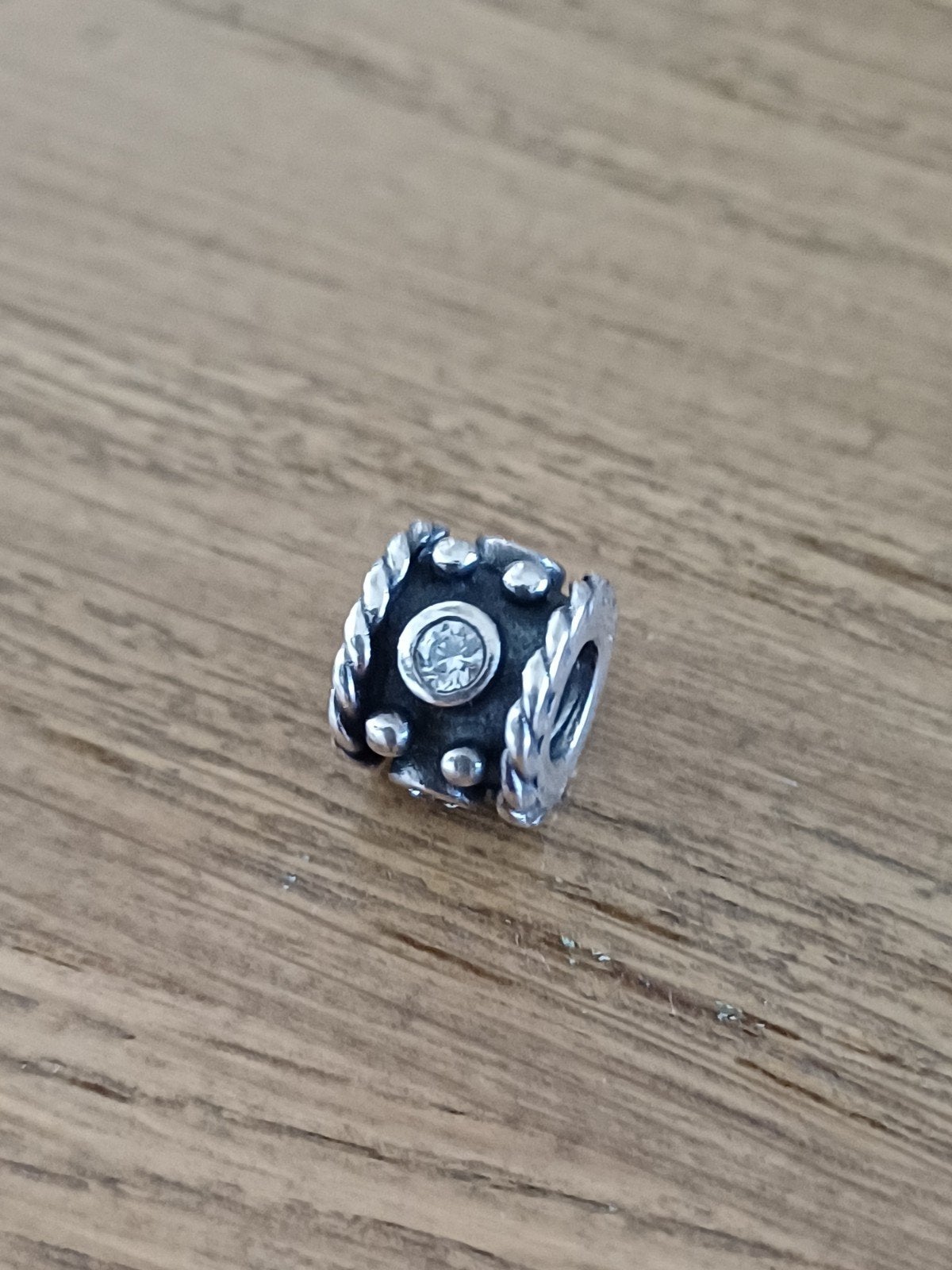 Pandora bedel met strass, Gebruikt, Pandora, Ophalen of Verzenden, 1 bedel