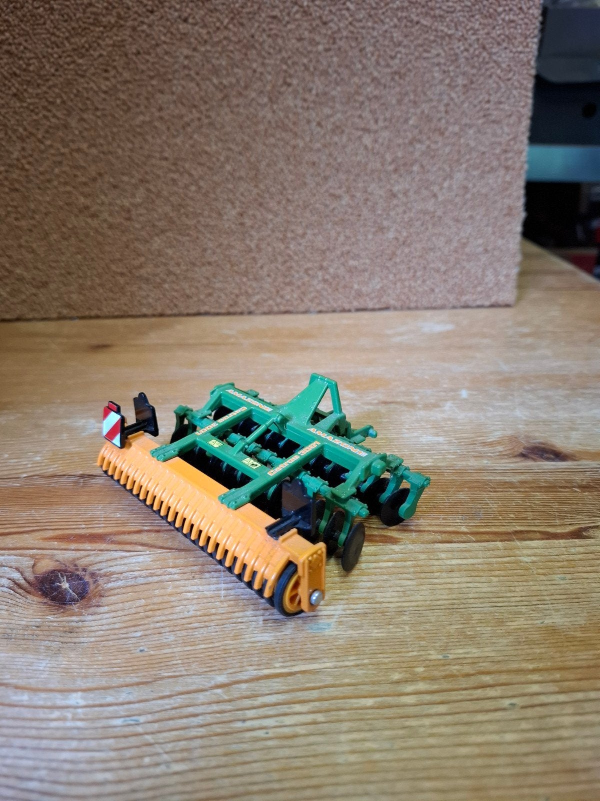 Siku Amazone cultivator, Hobby en Vrije tijd, Modelauto's | 1:32, Ophalen of Verzenden, Gebruikt, Tractor of Landbouw, SIKU