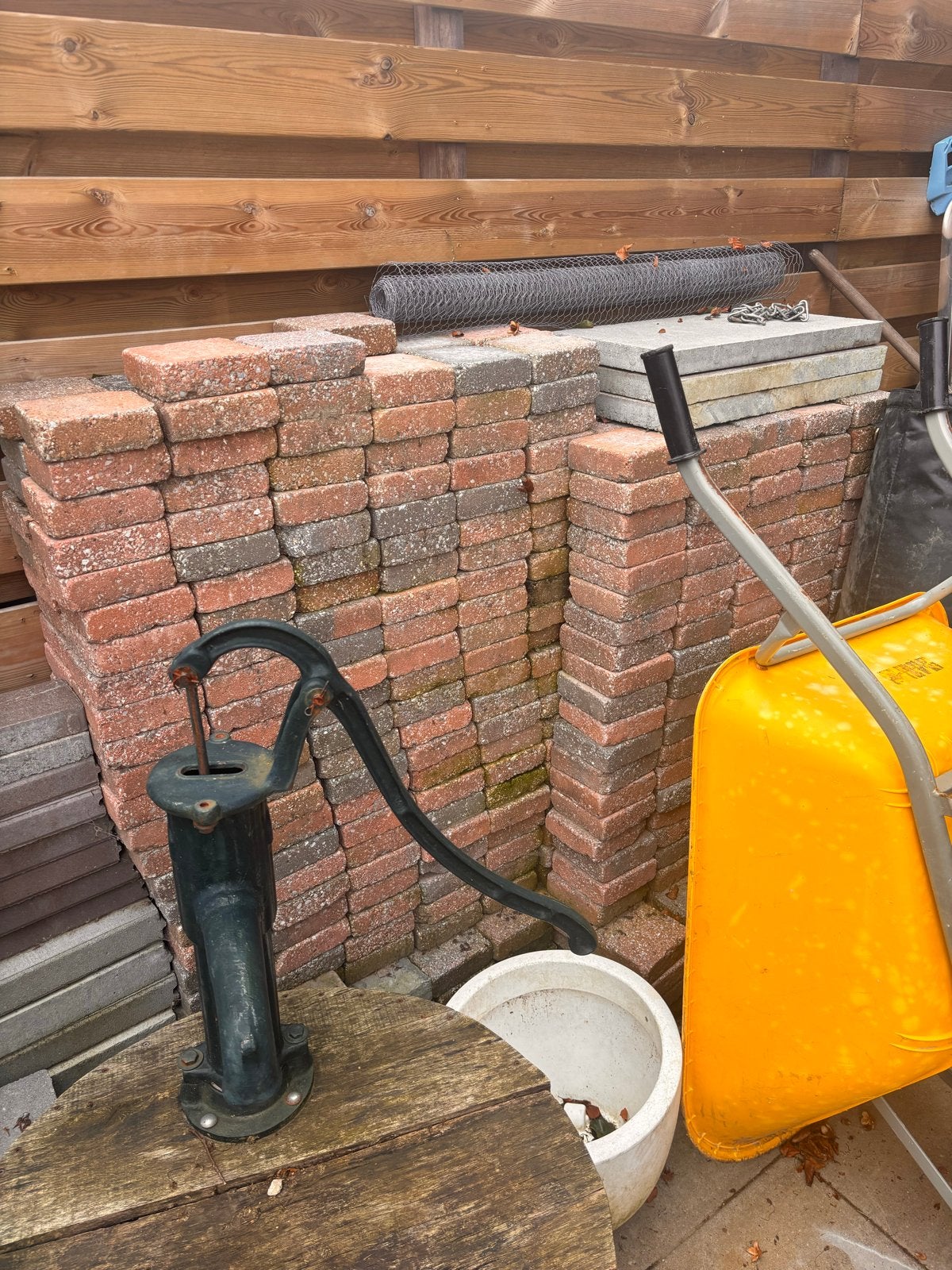 Gebruikte stenen voor tuin of bestrating, Doe-het-zelf en Verbouw, Ophalen, Gebruikt, Bakstenen