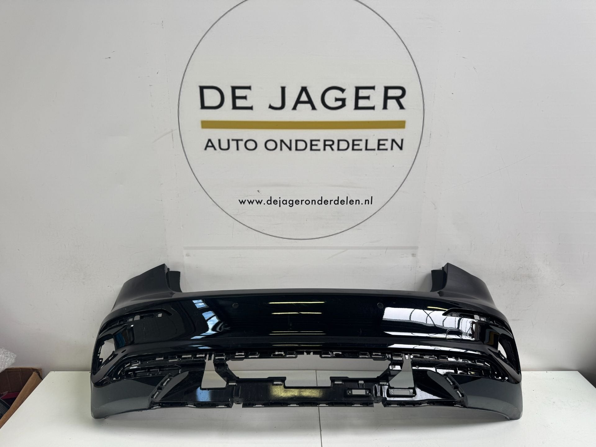 AUDI A3 8Y SPORTBACK ACHTERBUMPER BUMPER 8Y4807511 2019-, Auto-onderdelen, Gebruikt, AUDI AG, Auto-Union-Strasse 1
85045  Ingolstadt, DE