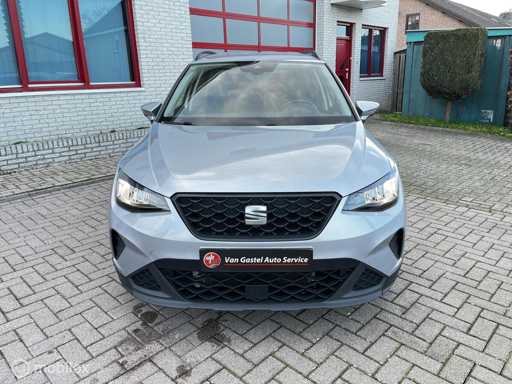 Seat Arona 1.0 TSI AUTOMAAT/NAVI/CRUISE/PDC, Auto's, Stof, Gebruikt, Parkeersensor, Bedrijf