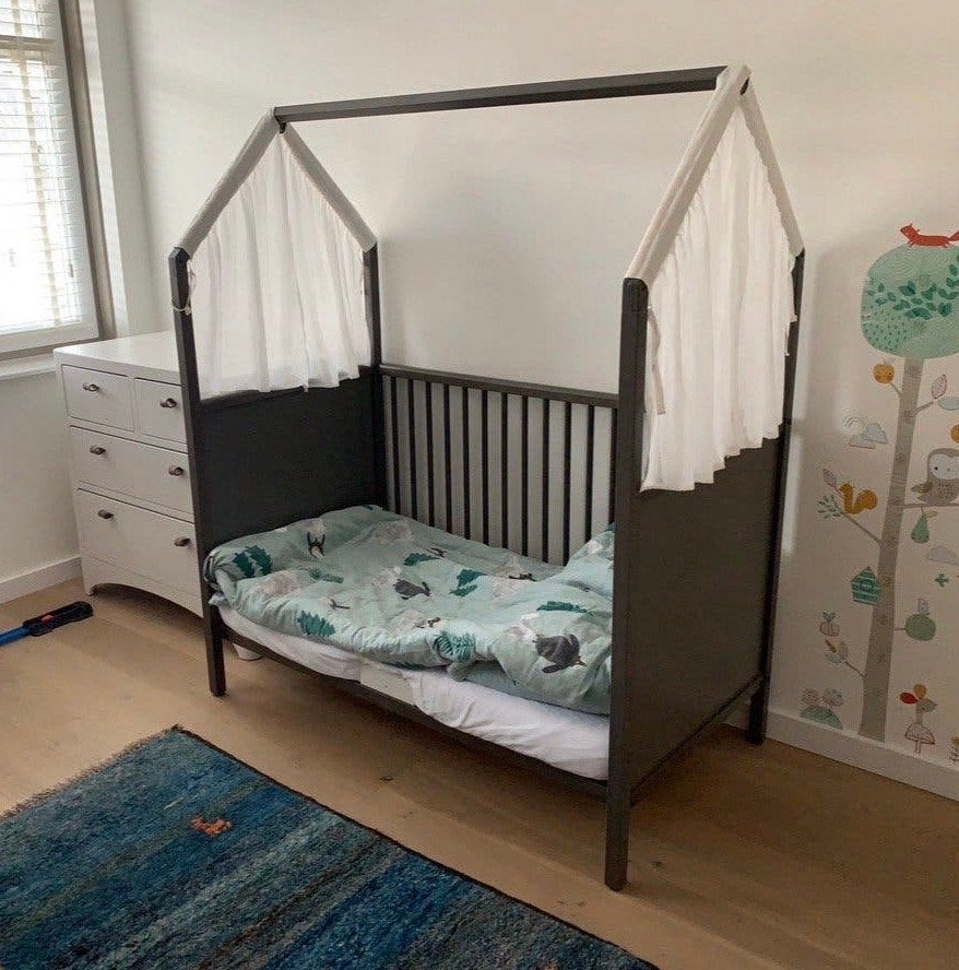 Stokke Home Bed - compleet met dak en matras, Kinderen en Baby's, Ophalen, 70 tot 85 cm, 140 tot 160 cm, Zo goed als nieuw
