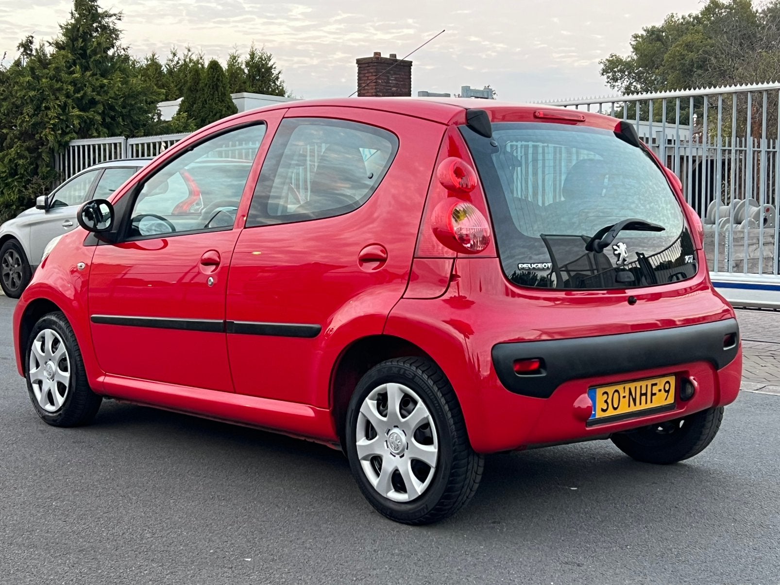 Peugeot 107 1.0-12V XS 5DR | NIEUWE APK | NAP | STUUURBEKR, Auto's, Voorwielaandrijving, Stof, 68 pk, Origineel Nederlands