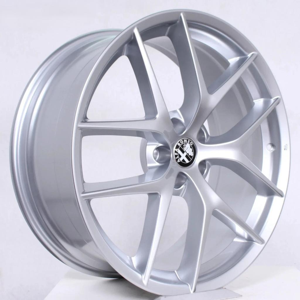 GEZOCHT: set velgen voor mijn Alfa Romeo Stelvio 2017, Auto-onderdelen, Banden en Velgen, Gebruikt, Velg(en), Personenwagen, 20 inch