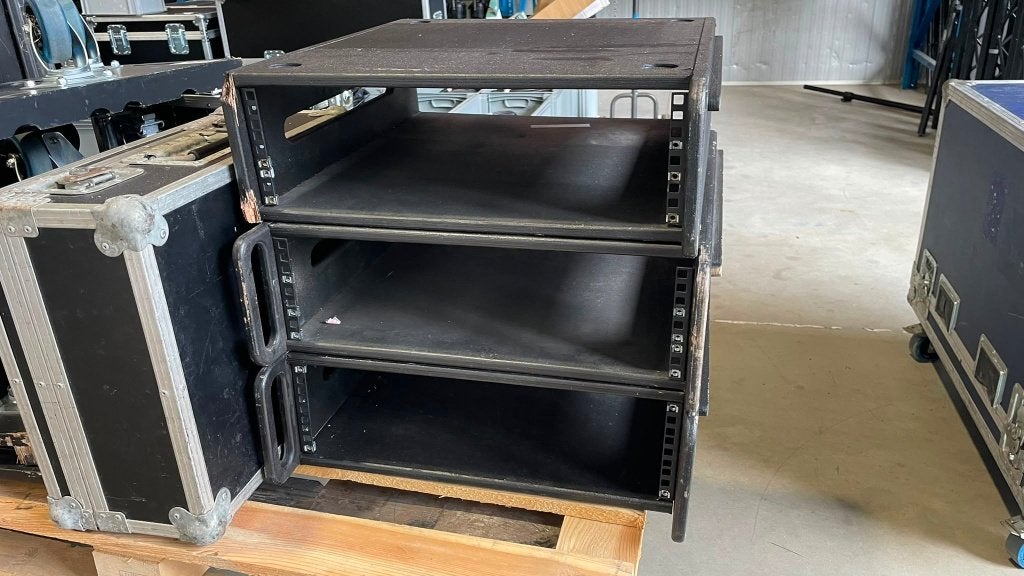 3x 3HE 19 inch stolp rack, Ophalen, ., Overige instrumenten, .