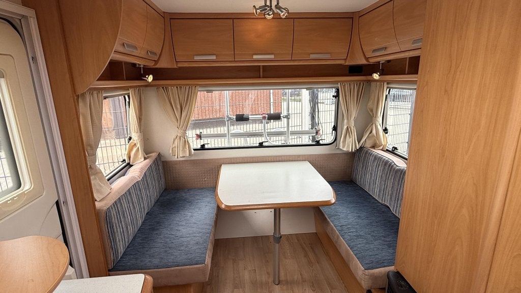 Chateau Caratt Nice 430 bouwjaar 2007 met luifel, Caravans en Kamperen, Caravans, Schokbreker, Bedrijf, 750 - 1000 kg, 4 tot 5 meter