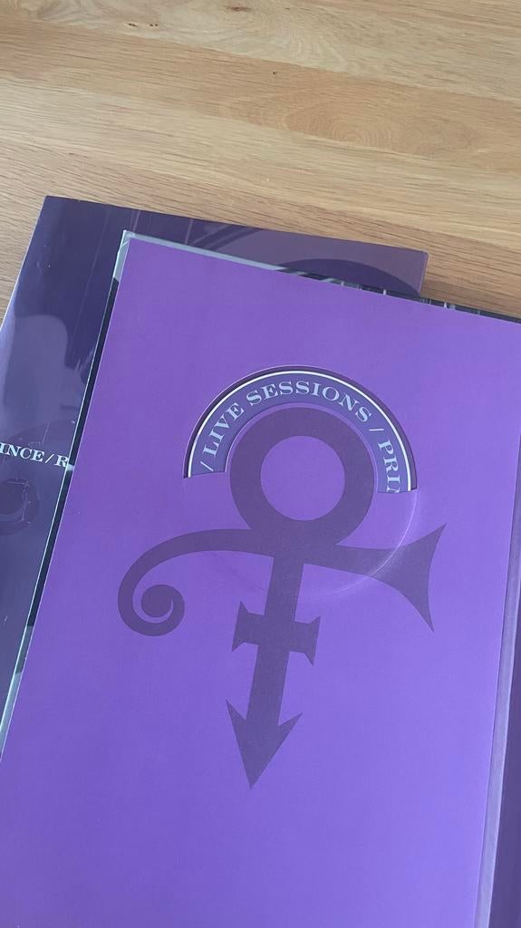 Prince 21 Nights - Fotoboek en Live CD, Ophalen of Verzenden, Zo goed als nieuw, Artiest