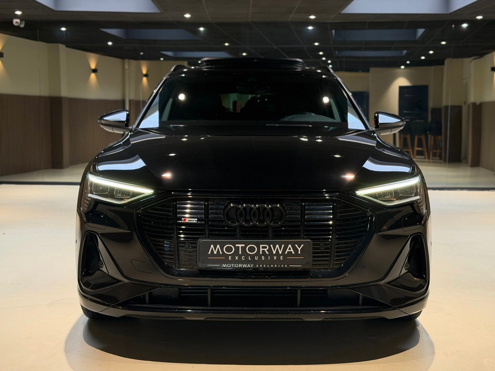 Audi E-tron 50 quattro Black edition|Pano|Matrix|Memory|S li, Auto's, Automaat, Dealer onderhouden, Automatische klimaatregeling