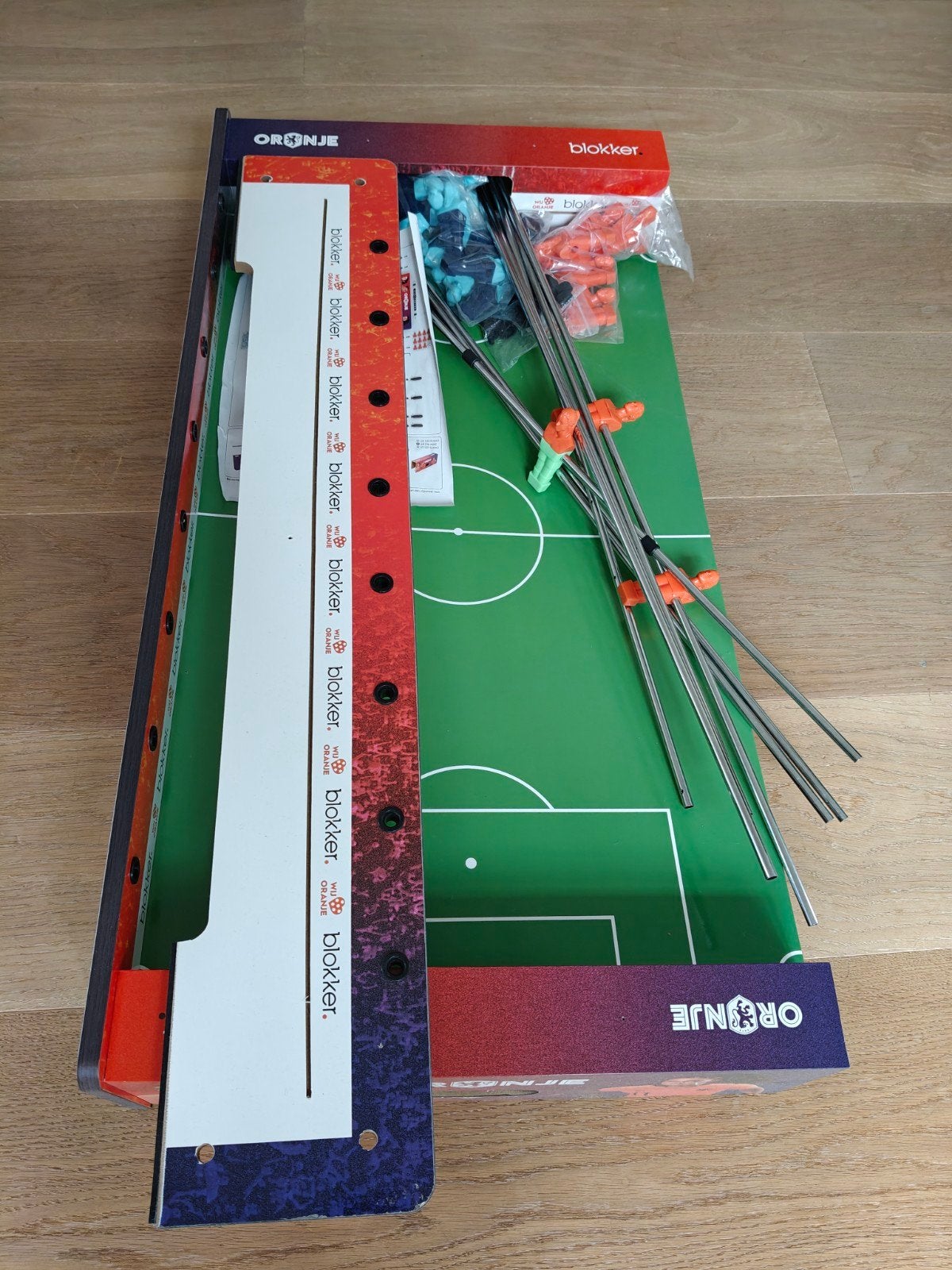 Oranje Blokkertafelvoetbalspel - Nieuwstaat, Ophalen, Zo goed als nieuw