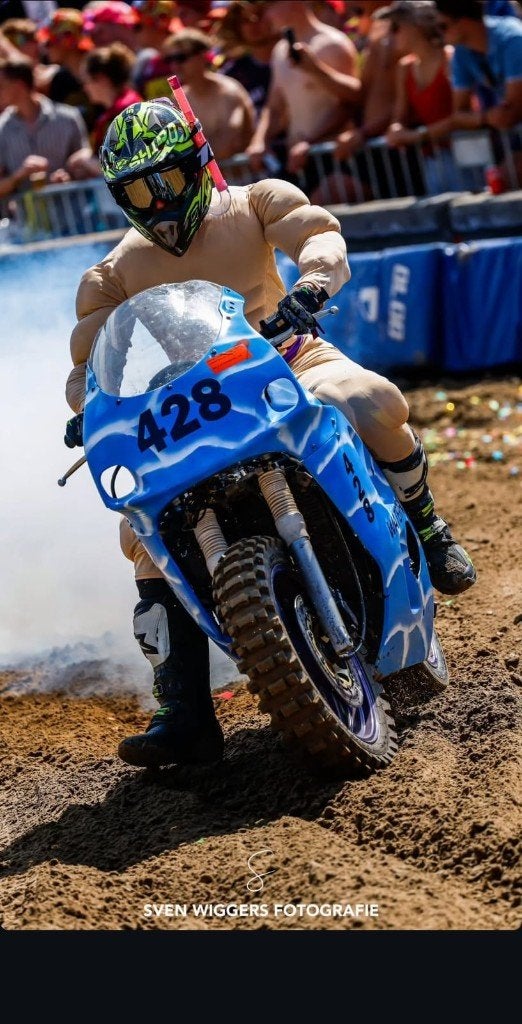 Gezocht: Deelnemerkaart voor de wegraceklasse Zwarte Cross, Tickets en Kaartjes, Eén persoon