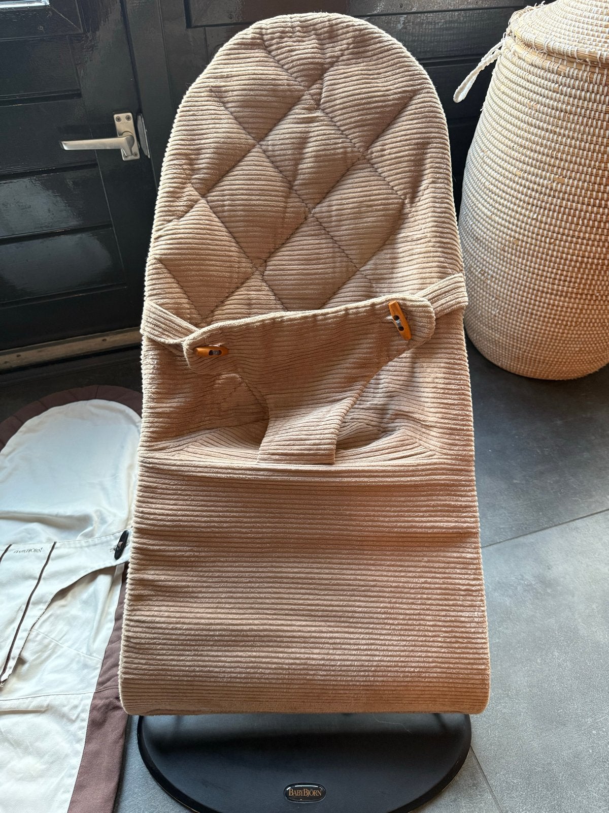 Baby Björn Wipstoel met 3 Hoezen en speelboog, Kinderen en Baby's, Wipstoeltjes, Gebruikt, Wipstoel, Overige merken, Ophalen of Verzenden